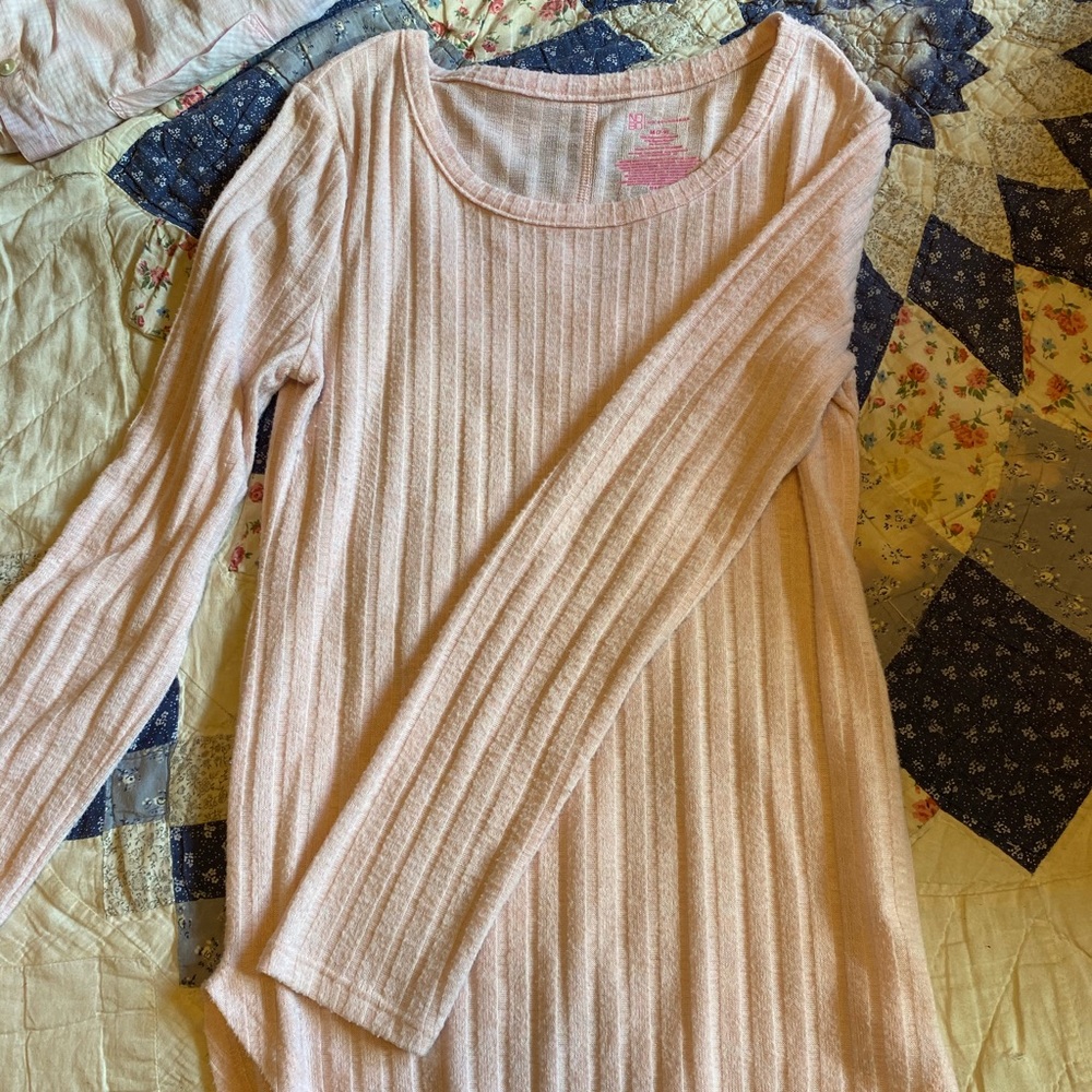 Long sleeve sweater